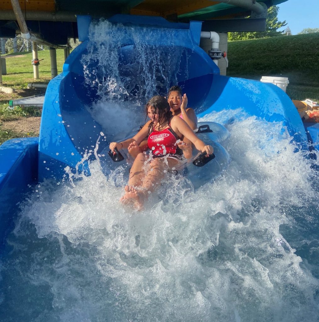 Read more about the article Niagara Amusement Park & Splash World