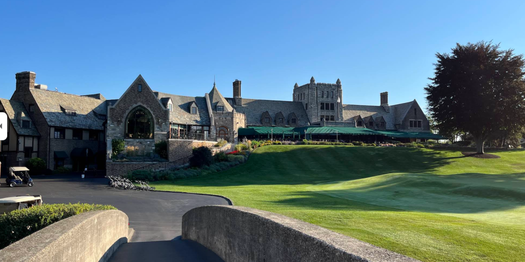 Read more about the article Park Country Club