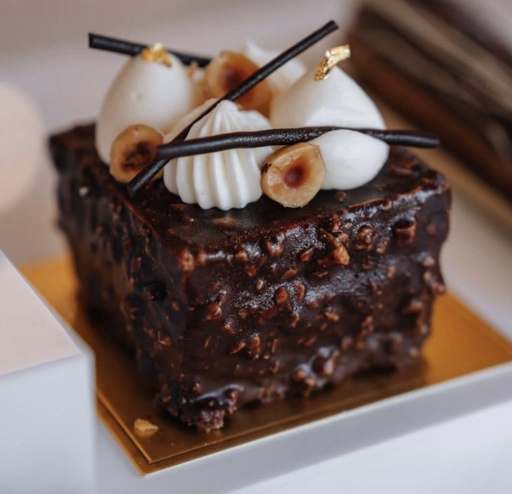 Read more about the article Albunn Coffee House