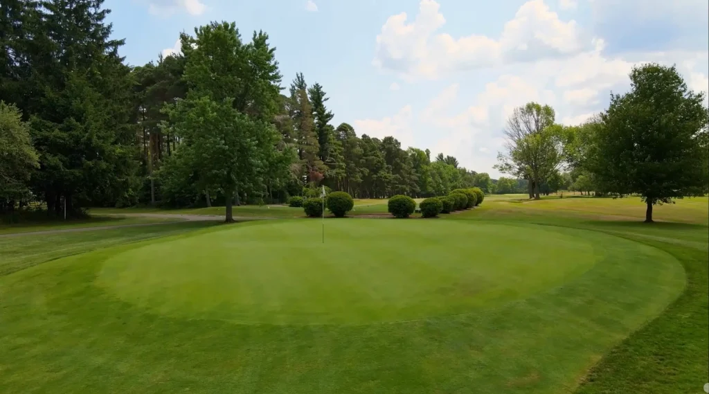 Read more about the article Tri-County Country Club