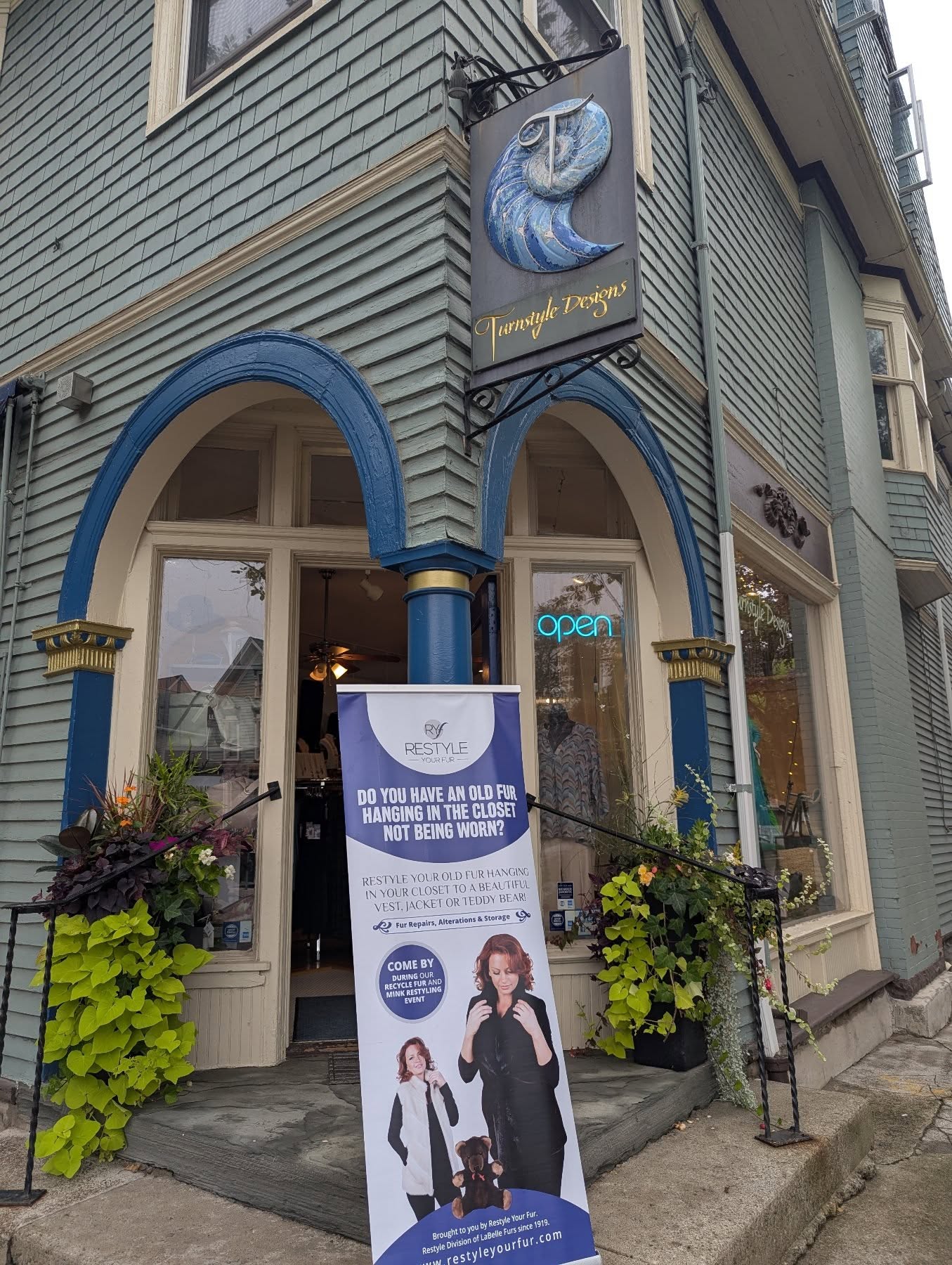 Turnstyle Designs LLC